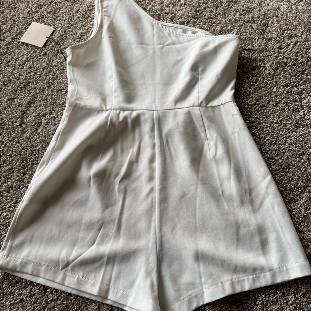 Superdown White One-Shoulder Romper